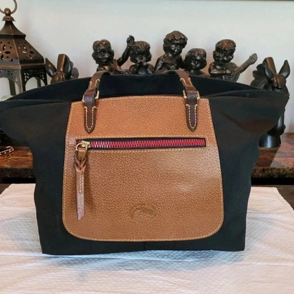 Vintage Dooney & Bourke Leather and Canvas Large Tote. - Picture 7 of 16